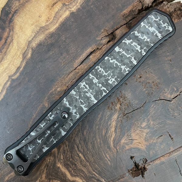 Heretic_Knives_Custom_Cleric_II_DE_Black_w_Fat_Carbon_Silver_Snakeskin_Inlays_Baker_Forge_Damascus_Blade__26049