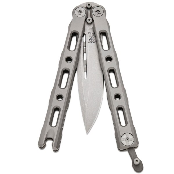 Benchmade-Bali-song-Laro-82-Grey-Titanium